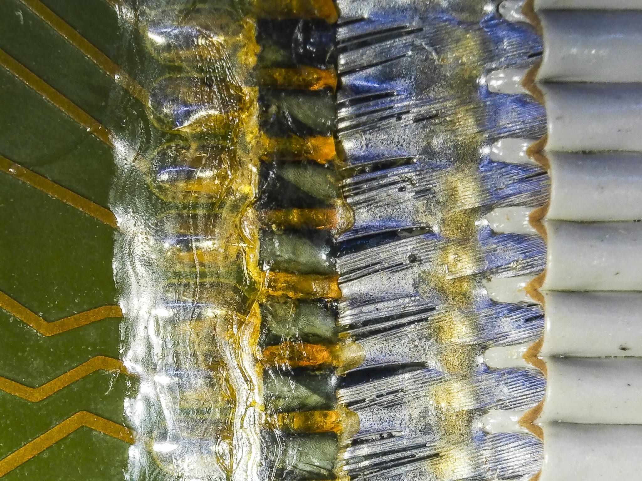 Agilent Logic Analyzer cable teardown photos